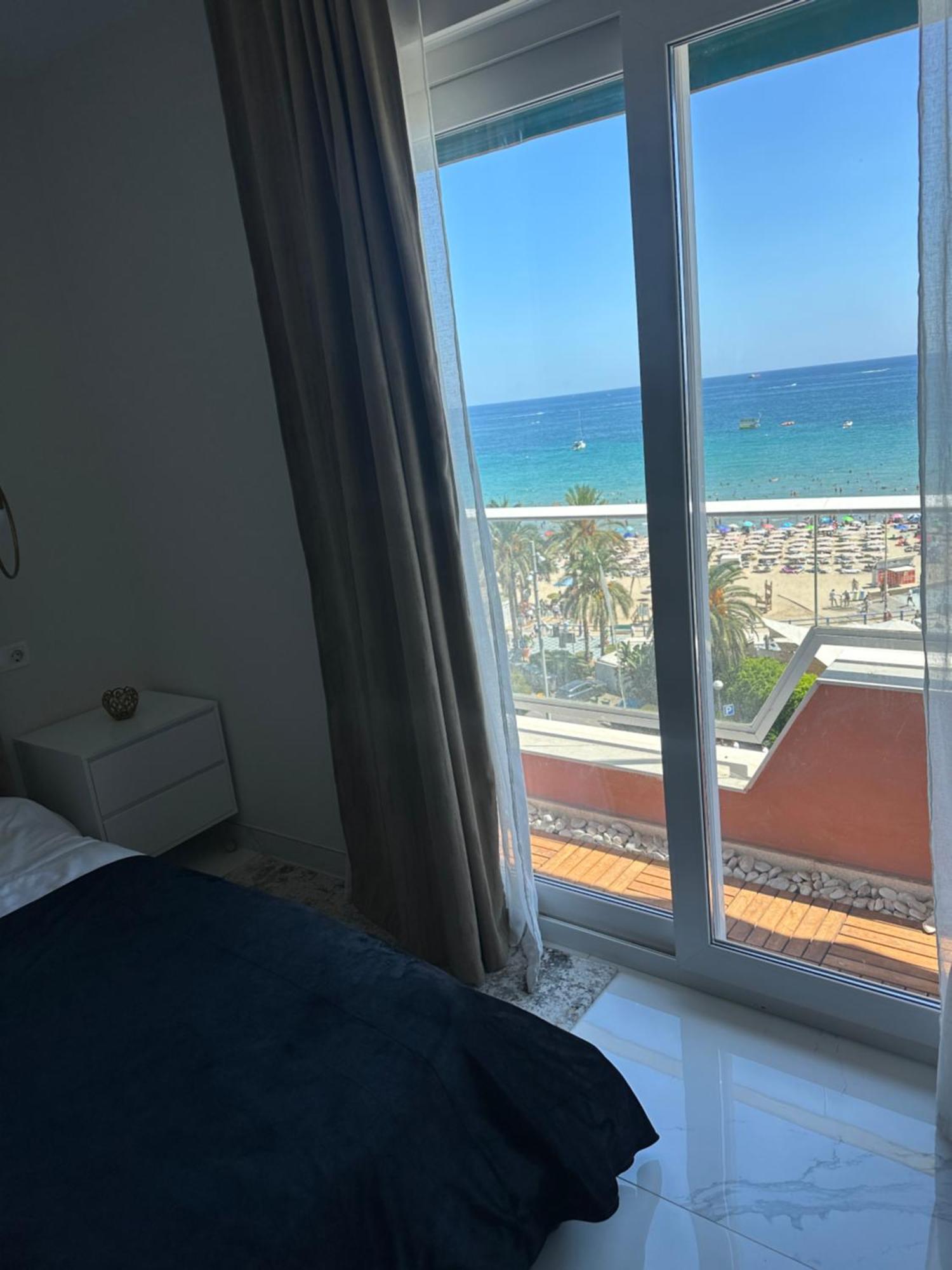 Postiguet Beach Flat Аликанте Екстериор снимка